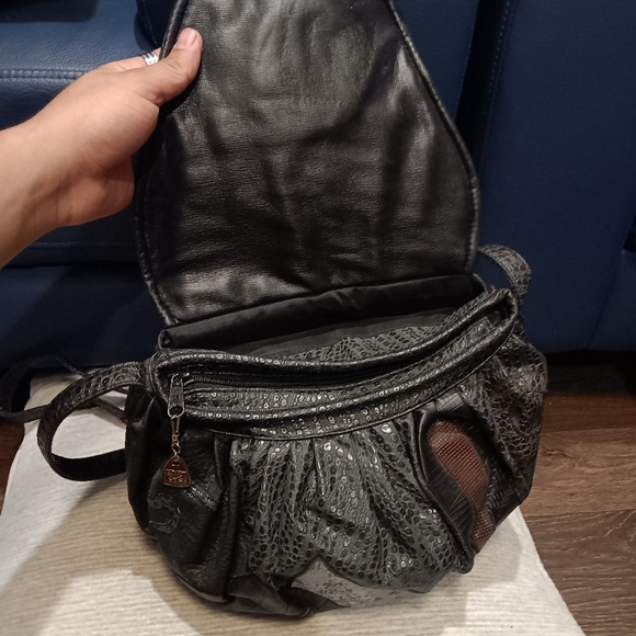 Y2K Elegant Black Leather Women's Bag - Picture 4 of 5